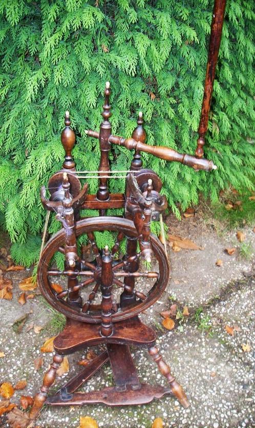 spinnewiel bruidswiel vlasspinnenwiel schapenwol vlas linnen, Hobby en Vrije tijd, Spinnewielen en Spinnen, Gebruikt, Spinnewiel