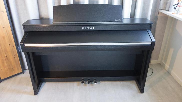 Kawai digitale piano CA58 B, Muziek en Instrumenten, Piano's, Zo goed als nieuw, Piano, Zwart, Digitaal, Ophalen