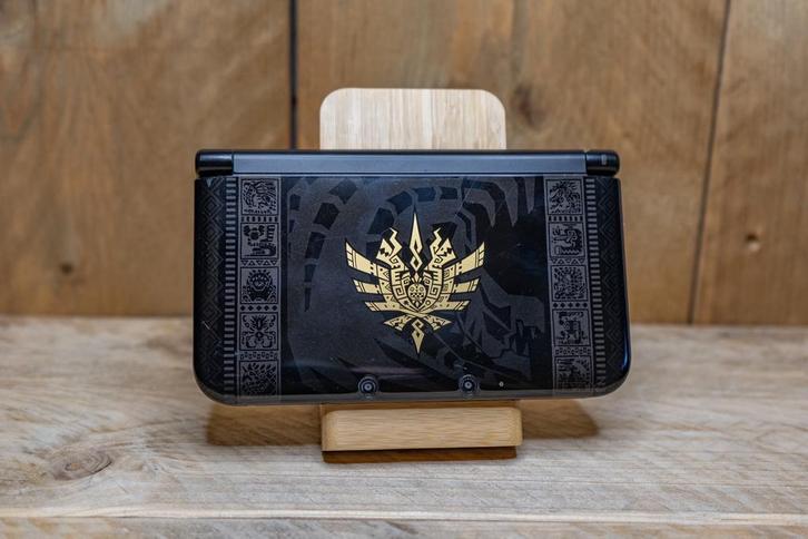 Nintendo 3DS XL - CFW - Pokemon Games, Spelcomputers en Games, Spelcomputers | Nintendo 2DS en 3DS, Gebruikt, 3DS XL, Zwart, Met games