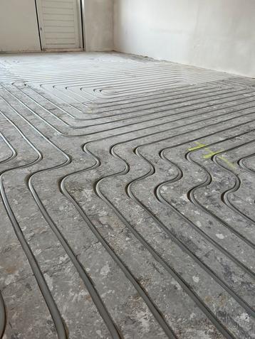Vloerverwarming met Spoed beschikbaar voor biedingen