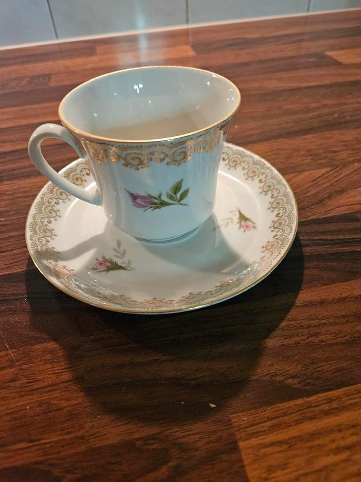 Antiek Winterling theekopje met schotel, Antiek en Kunst, Antiek | Servies compleet, Ophalen of Verzenden