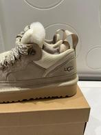 Uggs Lowmel Sand - Maat 39, Ophalen of Verzenden, Zo goed als nieuw, Beige, Sneakers of Gympen