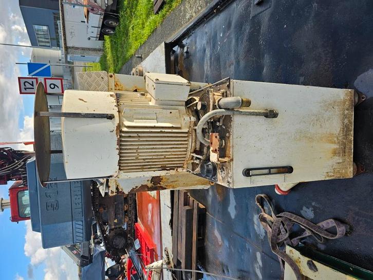 hydrauliek pomp/generator, Doe-het-zelf en Verbouw, Metalen, Zo goed als nieuw, Ophalen