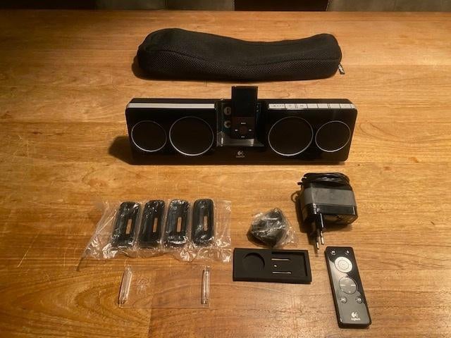 LOGITECH I POD NANO Model A1285 / DOCKSTATION, Ophalen of Verzenden, Zo goed als nieuw, Audio