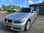 BMW 3-serie Touring 320i Dynamic Executive, Auto's, BMW, Origineel Nederlands, Te koop, Zilver of Grijs, 5 stoelen