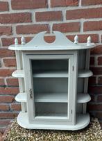 Vitrine kastje, Ophalen, Gebruikt