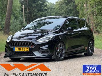 Ford Fiesta 1.5 EcoBoost ST-3 Maxton-Design - B&O - 18 inch beschikbaar voor biedingen