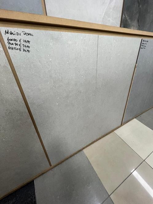 Malibu Pearl tegels van €49,98 pm2 nu €29,95 pm2, Doe-het-zelf en Verbouw, Tegels, Nieuw, Vloertegels, Keramiek, 60 cm of meer