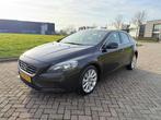 Volvo V40 1.6 D2 Summum, 2-TVD-15, Auto's, Voorwielaandrijving, Euro 5, Gebruikt, 4 cilinders