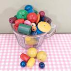 Vintage houten speelgoed oude kralen kralenketting lot, Gebruikt, Vintage - houten speelgoed kralen, Onbekend, Ophalen of Verzenden