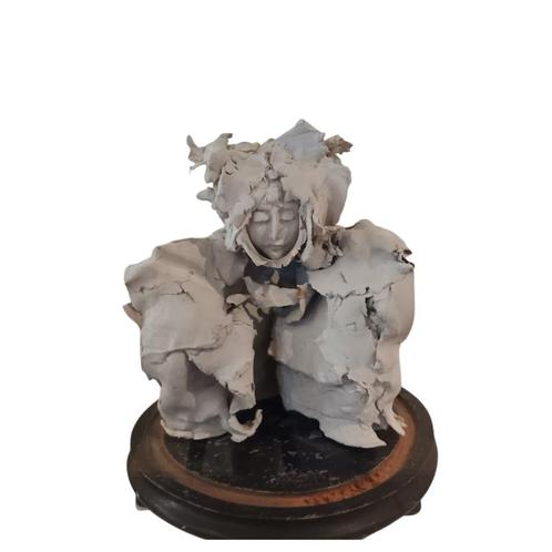 Sculptuur in klei van Nicole Monheim, Antiek en Kunst, Kunst | Beelden en Houtsnijwerken, Ophalen of Verzenden