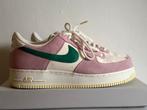 Nike Air Force 1 LV8 Roze/Groen - Maat 47.5, Ophalen of Verzenden, Zo goed als nieuw, Sneakers of Gympen