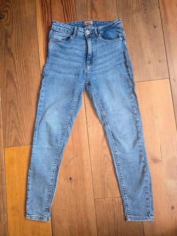 Only Skinny Jeans Maat S beschikbaar voor biedingen