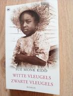Sue monk kidd - witte vleugels, zwarte vleugels, Ophalen of Verzenden, Gelezen, Sue monk kidd, Nederland
