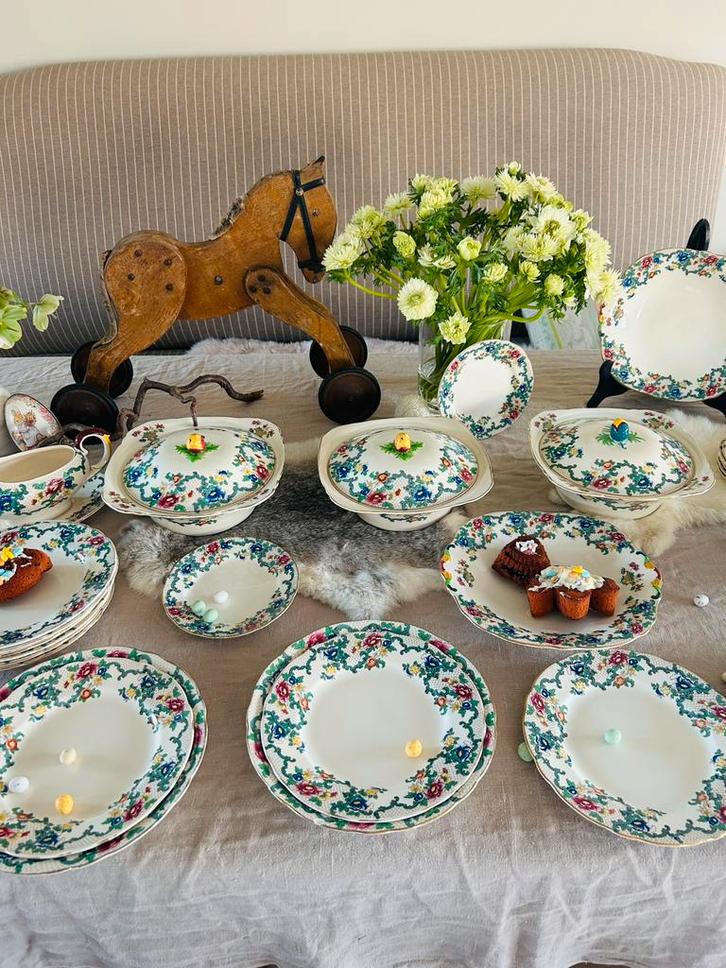 Royal Cauldon Victoria compl kleurrijk porselein, Antiek en Kunst, Antiek | Servies compleet, Ophalen