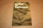 Handboek der handleeskunde. Jack F. Chandu., Ophalen of Verzenden, Gelezen, Overige onderwerpen, Achtergrond en Informatie