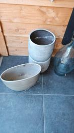 Twee Bloempotten - 30cm hoog, Ophalen of Verzenden, Gebruikt