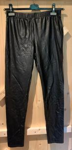 Nieuw! Wetlook leather like legging zwart maat 40, Kleding | Dames, Leggings, Maillots en Panty's, Legging, Atmosphere, Verzenden