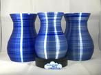 Gestreepte 3D-vaas in blauw, Huis en Inrichting, Woonaccessoires | Vazen, Kunststof, Blauw, Nieuw, Ophalen of Verzenden