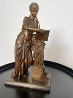 Antiek Bronzen Beeld - Lezende Vrouw, Ophalen of Verzenden