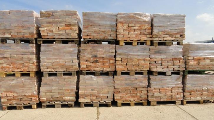 12.000 stuks antieke Kloostermop rood 29x7x14cm op voorraad., Doe-het-zelf en Verbouw, Metselstenen, Gebruikt, Bakstenen, Ophalen