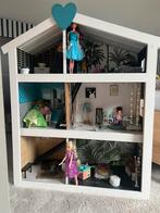 Poppenhuis met meubeltjes, Verzamelen, Poppenhuizen en Toebehoren, Ophalen, Gebruikt, Poppenhuis