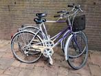 Dames en heren fiets Raleigh t.e.a.b., Ophalen, Raleigh, Jaren '60 of nieuwer