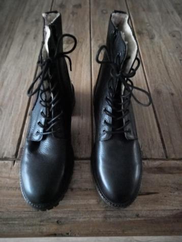 Boots van Manfield maat 40 beschikbaar voor biedingen