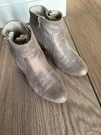 Ital. Goudkleurige Laarsjes -Carmens - Maat 37, Kleding | Dames, Schoenen, Ophalen of Verzenden, Zo goed als nieuw, Overige kleuren