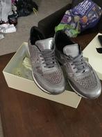 Twinset by Simona Barbieri sneakers maat 40 origineel ZGAN, Kleding | Dames, Twinset, Ophalen of Verzenden, Grijs, Sneakers of Gympen