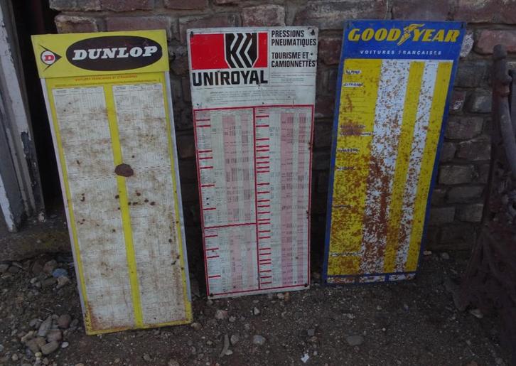 3 oude borden dunlop uniroyal goodyear prijzen van banden, Antiek en Kunst, Curiosa en Brocante, Ophalen