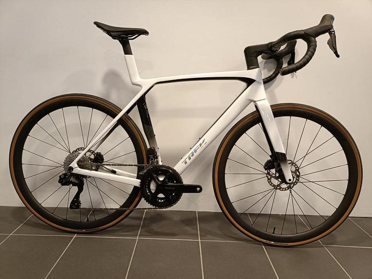 TREK Madone SL6 Gen 8 - Black Friday Deal!, Fietsen en Brommers, Fietsen | Racefietsen, Nieuw, Heren, Overige merken, 10 tot 15 versnellingen