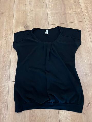 T-shirt dames beschikbaar voor biedingen