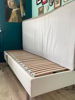 Elektrisch verstelbaar bed van IKEA met matras, Huis en Inrichting, Ophalen, Verstelbaar, 90 cm, Eenpersoons