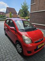 Daihatsu Cuore 1.0 5D 2008 Rood, Auto's, Voorwielaandrijving, Stof, 600 kg, 4 stoelen
