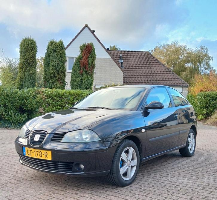 Seat Ibiza 1.4 16v Businessline (APK 03-09-2026), Auto's, Seat, Bedrijf, Ibiza, ABS, Airbags, Airconditioning, Bluetooth, Centrale vergrendeling