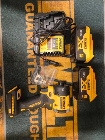 DeWalt DCF870 met 2x DCB184 accu's en lader beschikbaar voor biedingen
