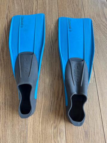 Duikvliezen Cressi Palau beschikbaar voor biedingen