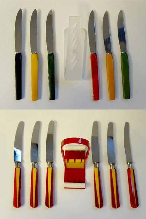 Gekleurde Bakeliet/Catalin Fruitmesjes in houder, 2 sets, Antiek en Kunst, Antiek | Bestek, Verzenden