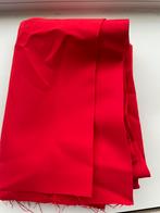 Diverse stukken stof - rood & zwart in kleurrijk primt, Ophalen of Verzenden, Zo goed als nieuw, 200 cm of meer, 120 cm of meer