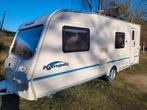 Bailey Ranger met stapelbed - bouwjaar 2005, Caravans en Kamperen, Overige merken, Omvormbare zithoek, Bedrijf, 5 tot 6 meter
