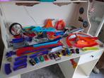 Grote bak vol Hotwheels, Ophalen, Zo goed als nieuw, Handmatig, Hot Wheels