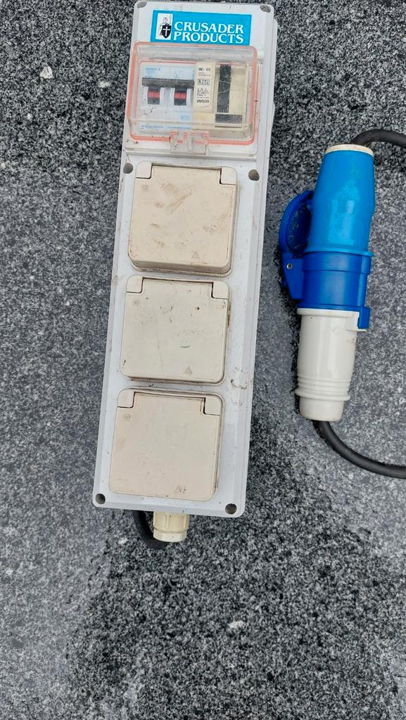 Camping Stopcontactdoos met aardlekschakelaar, Caravans en Kamperen, Caravan accessoires, Gebruikt, Ophalen of Verzenden