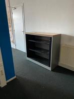 Roldeurkast, Huis en Inrichting, Kasten | Roldeurkasten en Archiefkasten, Ophalen, Gebruikt, 100 tot 150 cm, Met slot