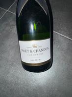 Moët en Chandon champagne, Ophalen