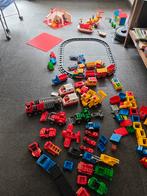 Duplo poppenhuis, garage, trein baan ,ambulances  auto s etc, Kinderen en Baby's, Speelgoed | Duplo en Lego, Ophalen of Verzenden