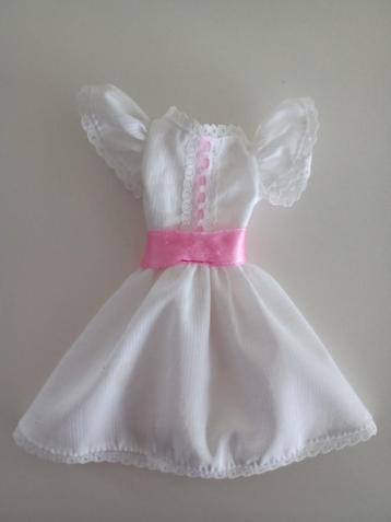 Poppenjurk van MY FIRST BARBIE uit 1984 beschikbaar voor biedingen
