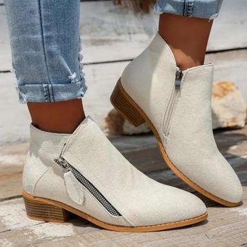 Dames laarzen met korte hak  beige maat 40  beschikbaar voor biedingen
