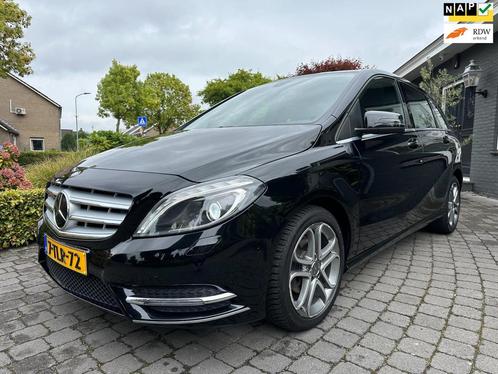 Mercedes-Benz B-klasse 180 Ambition Org NL, Xenon, Leder, Auto's, Mercedes-Benz, Bedrijf, Te koop, B-Klasse, ABS, Airbags, Airconditioning