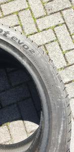 2x 18 inch winter band 225-40-r18, Ophalen, Zo goed als nieuw